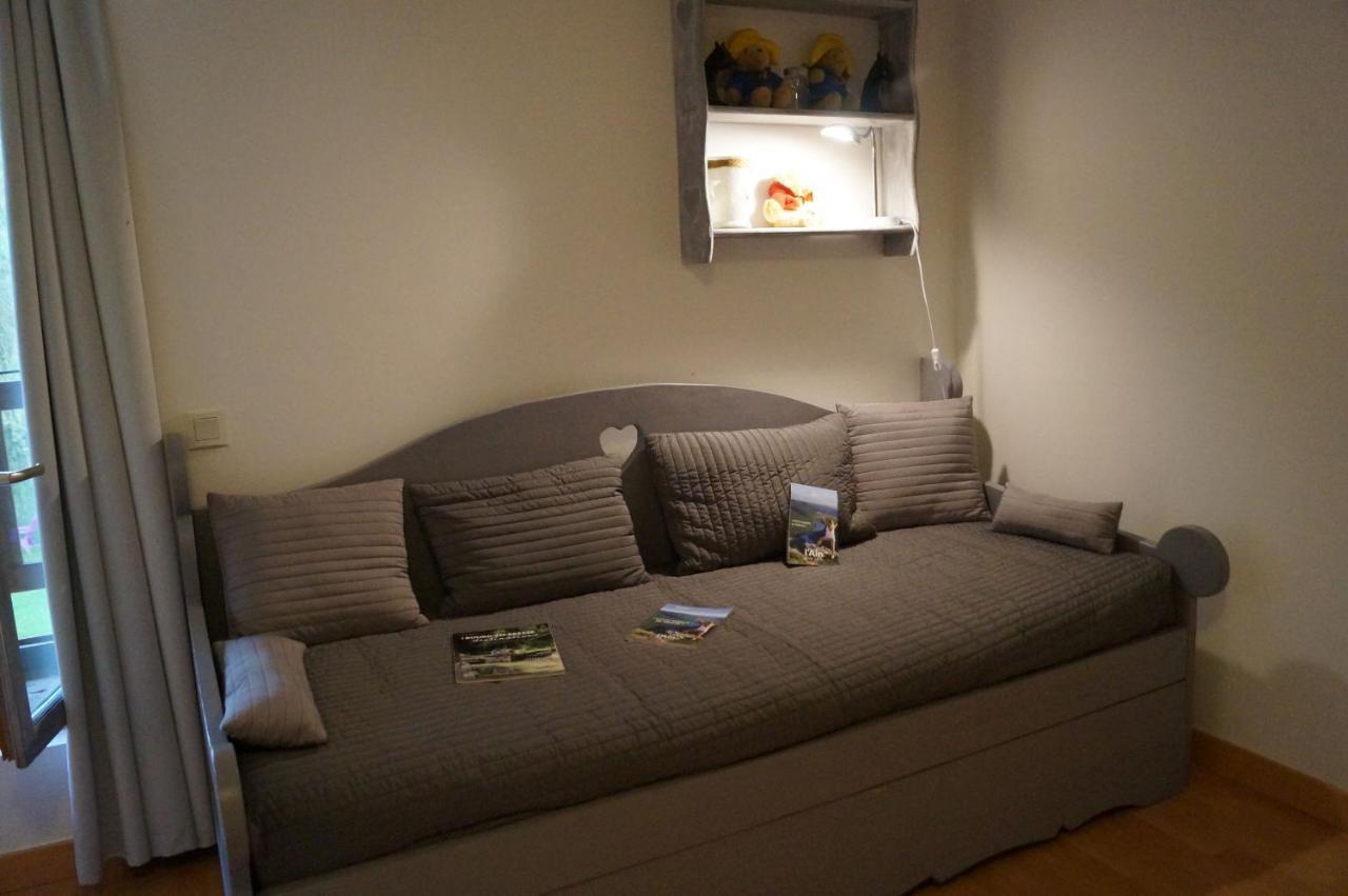 Chambre D'Hotes La Jument Grise Lescheroux 外观 照片